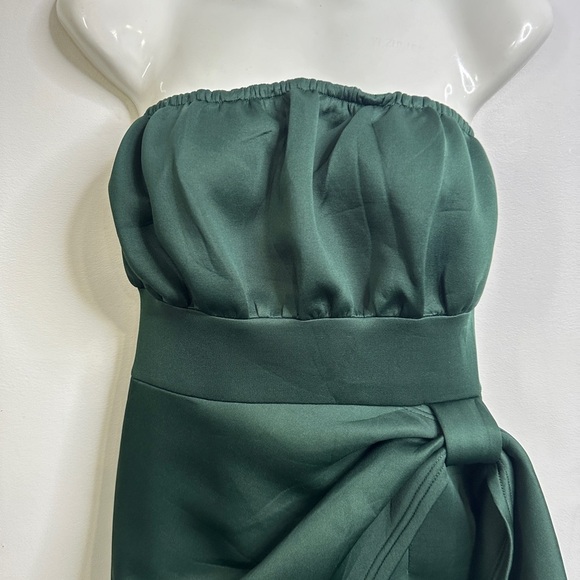 🪷 New! Pretty little thing Emerald  Green Scuba Bandeau Drape Skirt Midi Dress ❌ - Picture 3 of 13